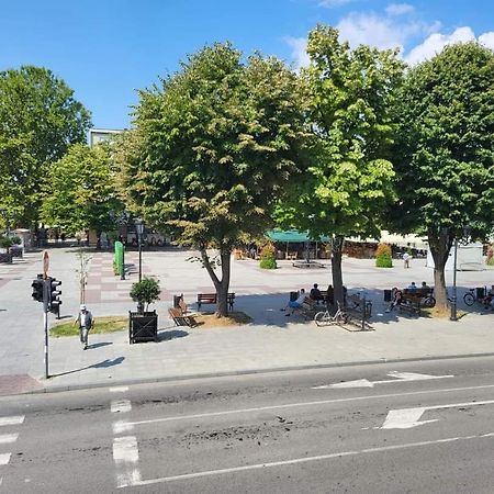 Apartman Central Ruma Exterior foto